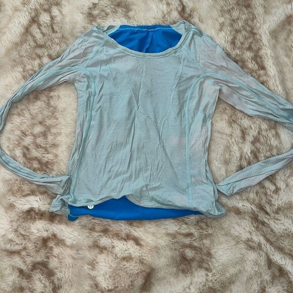 Lululemon blue striped running shirt | Sz 4 - Picture 2 of 6